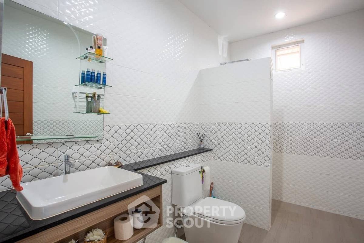 รูป คอนโด 3 ห้องนอน 150 ตร.ม. ขาย Beach 7 Condominium ใกล้หาดจอมเทียน (ID 2673223) - รูปที่ 24/31