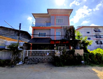 Houses for sale Chiang Mai College Of Dramatic Arts : FOR SALE  HOUSE PROPERTY  6459000 BAHT.