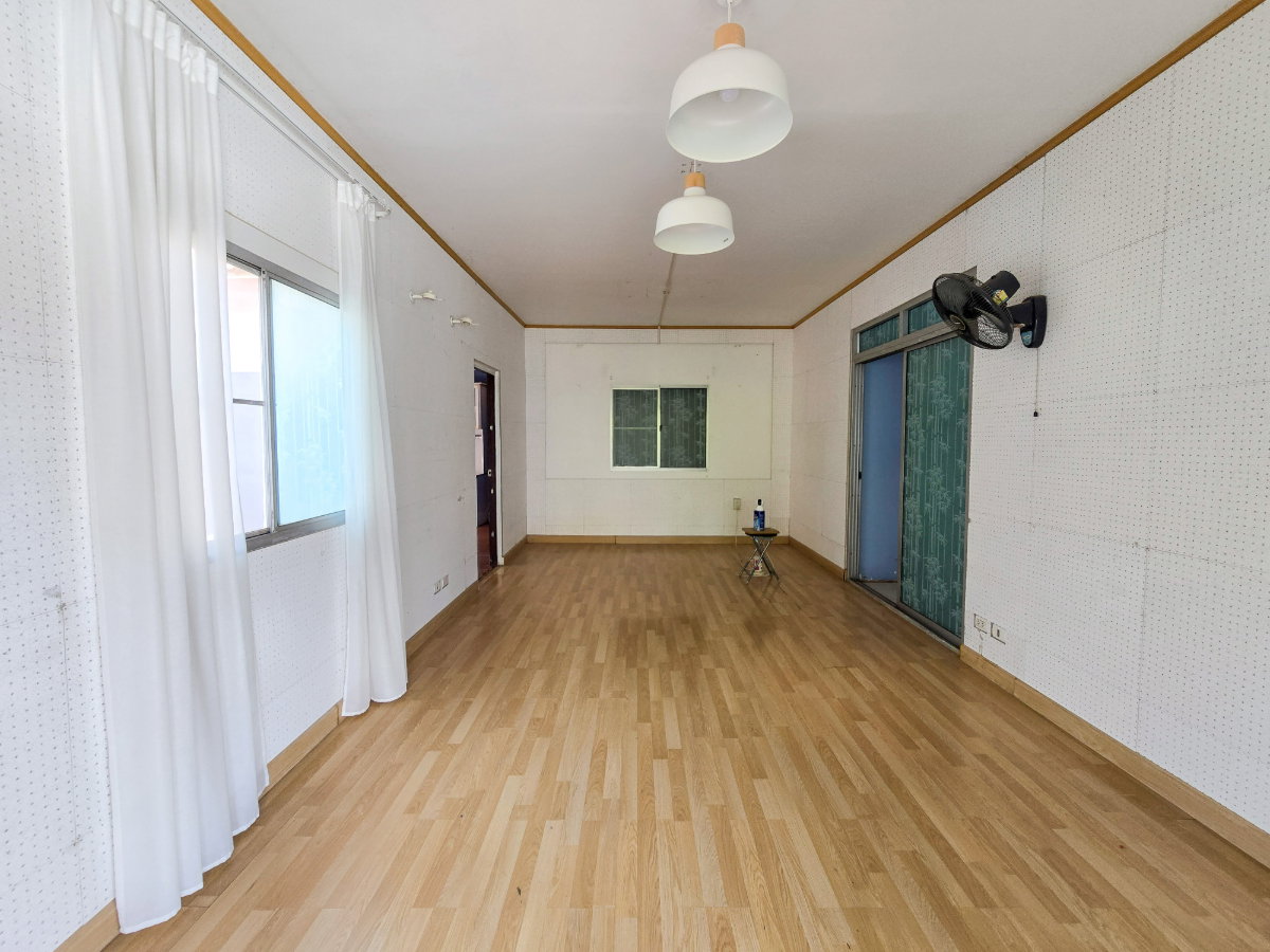 รูป บ้านเดี่ยว หลังใหญ่ พื้นที่เยอะ ตามสภาพ ถ.บึงคำพร้อย มีห้องเยอะมาก - รูปที่ 14/25