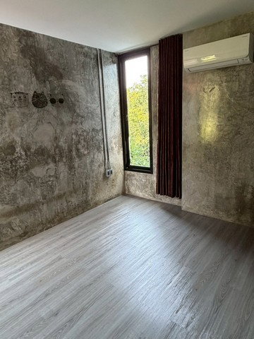 picture Town House For Rent Ratchayothin Bangkok - 4/8