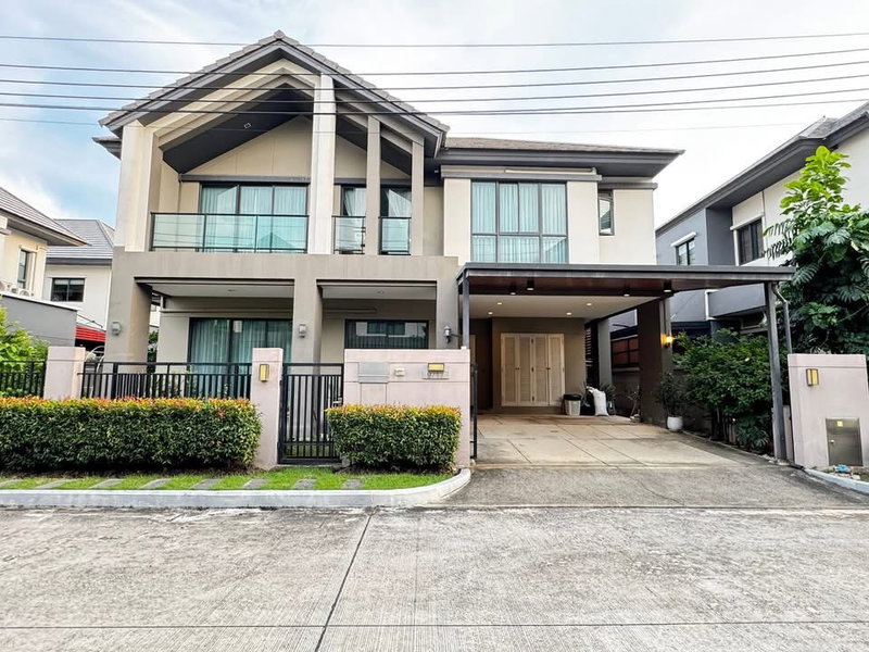 Houses for rent : Bangkok Boulevard Rama              9