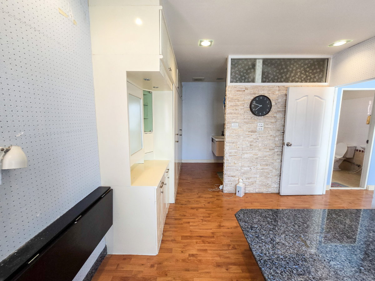 รูป บ้านเดี่ยว หลังใหญ่ พื้นที่เยอะ ตามสภาพ ถ.บึงคำพร้อย มีห้องเยอะมาก - รูปที่ 24/25