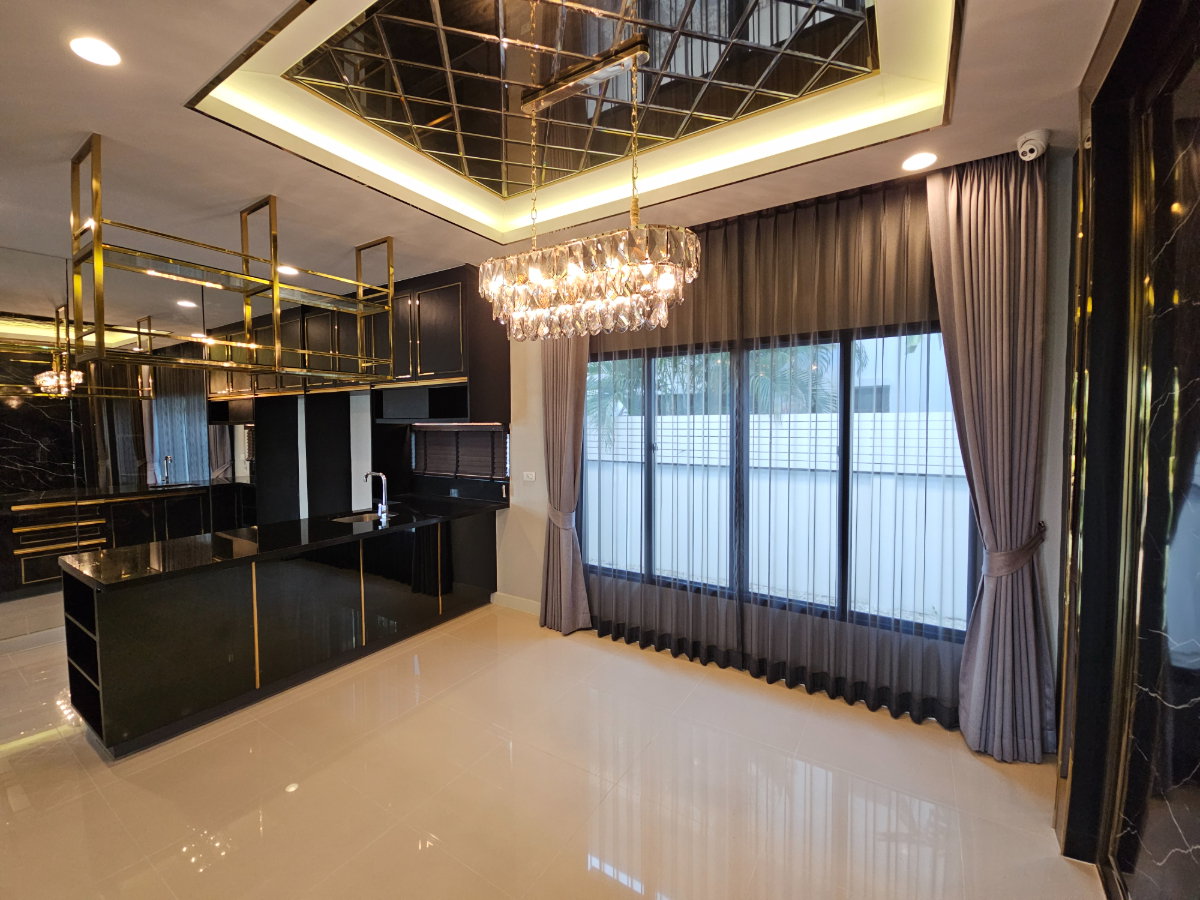 รูป ขายด่วน!! บ้านบุราสิริ บางนา(114 ตร.ว.) 4 นอน 5 น้ำ แต่งสวย - รูปที่ 35/42