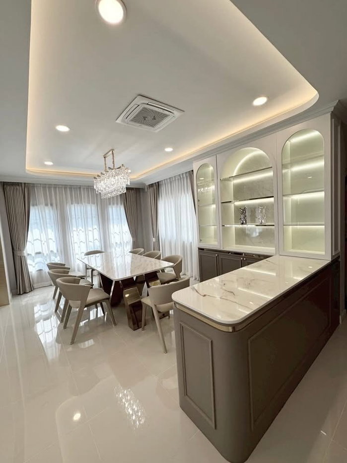 picture Centro Bangna Phase                   2 - 4/17