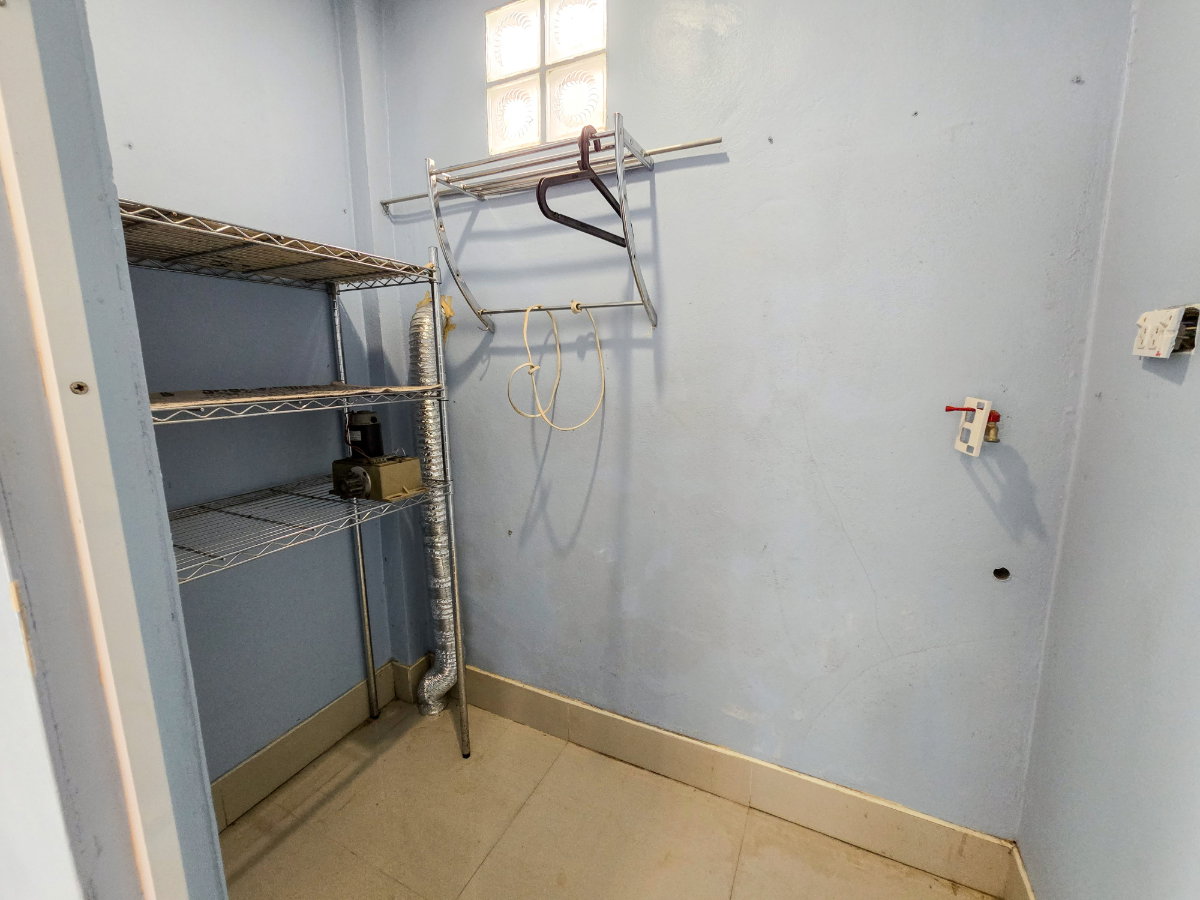 รูป บ้านเดี่ยว หลังใหญ่ พื้นที่เยอะ ตามสภาพ ถ.บึงคำพร้อย มีห้องเยอะมาก - รูปที่ 9/25