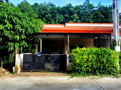 ทาวน์โฮม ระยอง : BB13428 ขายทาวน์เฮาส์ บ้านพัฒนาผัง 1 ถนน บ้านมาบเตย-บ้านมาบประดู่ ตำบล แม่น้ำคู้ อำเภอ ปลวกแดง จังหวัด ระยอง
