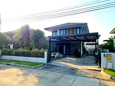 ขายบ้านเดี่ยว : ขายด่วน!! บ้านบุราสิริ บางนา (65.2 ตร.ว.) 4 นอน 2 น้ำ หน้าบ้านเป็นสวน