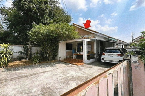 FOR SALE  HOUSE PROPERTY  1890000 BAHT.