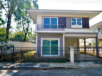 ขายบ้านเดี่ยว : ขายบ้านเดี่ยว 2 ชั้น โครงการศุภาลัย เบลล่า เชียงใหม่ (พื้นที่นอกโครงการ ไม่เสียค่าส่วนกลาง) ใกล้เมือง (H361) T.0946511456