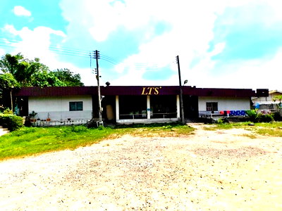 Houses for sale Nikhom Pattana Rayong : FOR SALE  HOUSE PROPERTY  6240000 BAHT.