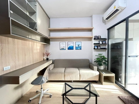 ✨ For Rent: Villa Asoke 🏢 Luxury Condo in Asoke Heart! 🏙️ 2 Bed, Great View, Prime Location, Steps to BTS! Fully Furnished! 🔑 (DSP474)