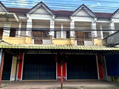 Townhouses for sale Nakhon Sri Thammarat : FOR SALE  TOWNHOUSE PROPERTY  3240000 BAHT.