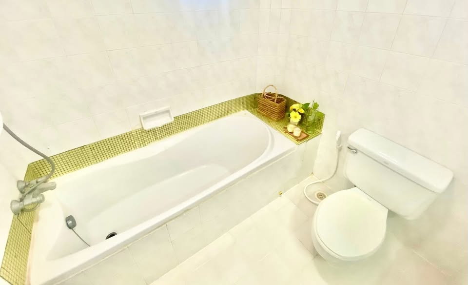 picture Condo for Rent at Rin House (E6902020) - 10/14