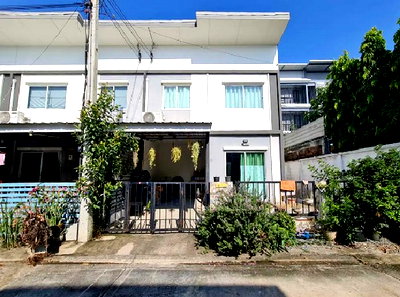 ทาวน์โฮม สามพราน นครปฐม : BP00607 ขายทาวน์เฮาส์ หมู่บ้าน ไลโอบลิสซ์ เพชรเกษม-ยอแซป ซอย เปโตร 3 ถนน เพชรเกษม (ทล.4) ตำบล ท่าข้าม อำเภอ สามพราน จังหวัด นครปฐม