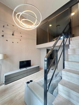✨ ให้เช่า Villa Asoke 🏢 คอนโดหรู ใจกลางอโศก! 🏙️ 2 นอน วิวสวย ทำเลดี ใกล้ BTS แค่เอื้อม! เฟอร์ครบพร้อมอยู่! 🔑 (DSP474)