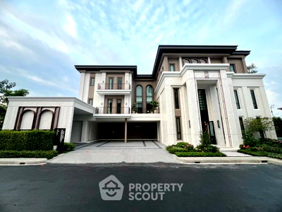 บ้านเดี่ยว สนามบินสุวรรณภูมิ : บ้าน 6 ห้องนอน ขาย ที่ CINQ Royal The Eighteen บางนา กม.7 (ID 2677290)