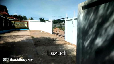 Land for sale Chonburi : Walled land for sale near Regents School