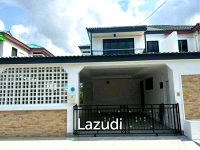 ขายบ้านเดี่ยว : บ้านเดี่ยวหรูริมน้ำ 520 ตร.ม. นาจอมเทียน สัตหีบ 2 ชั้น