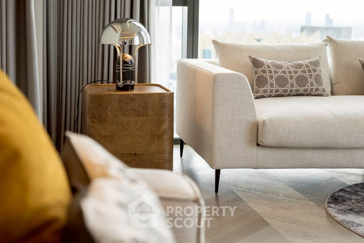 picture Well-Priced 3-BR 372 Sqm Condo At One 89 Wireless, MRT Lumphini 200m (ID 2589032) - 3/20