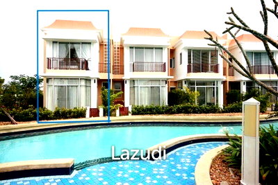 ทาวน์โฮม หัวหิน ประจวบคีรีขันธ์ : BOATHOUSE : Stunning Two-Story Townhouse corner plot