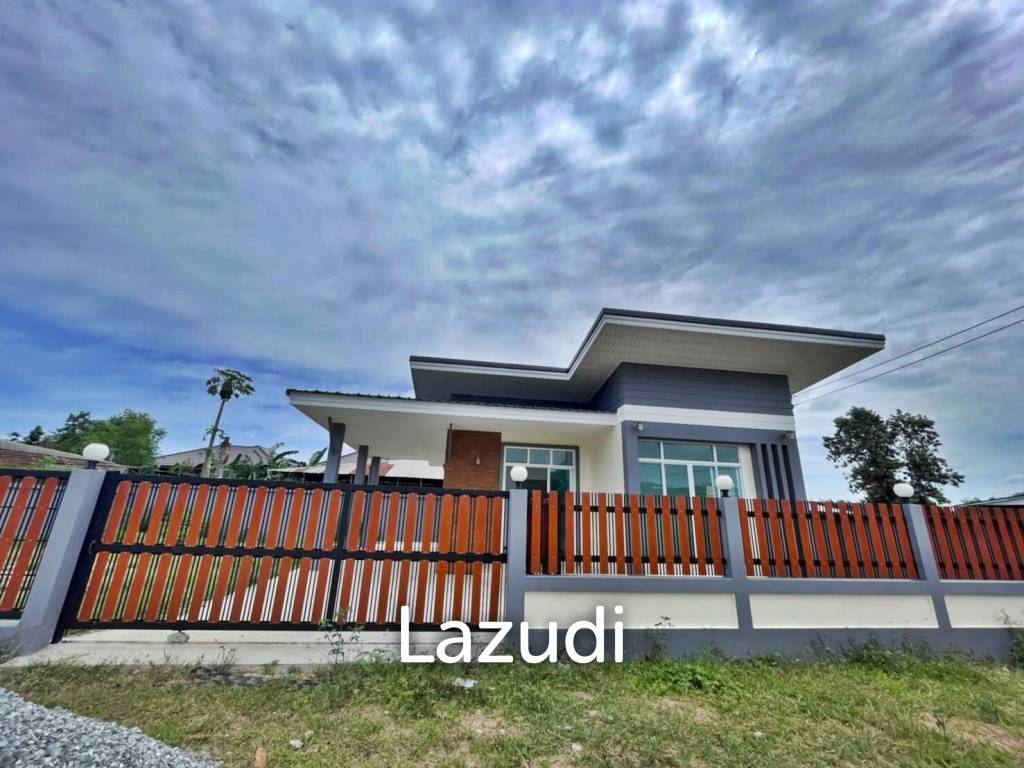 picture 2 Beds 2 Baths 100 SQ.M Modern House in Huay Yai - 1/13