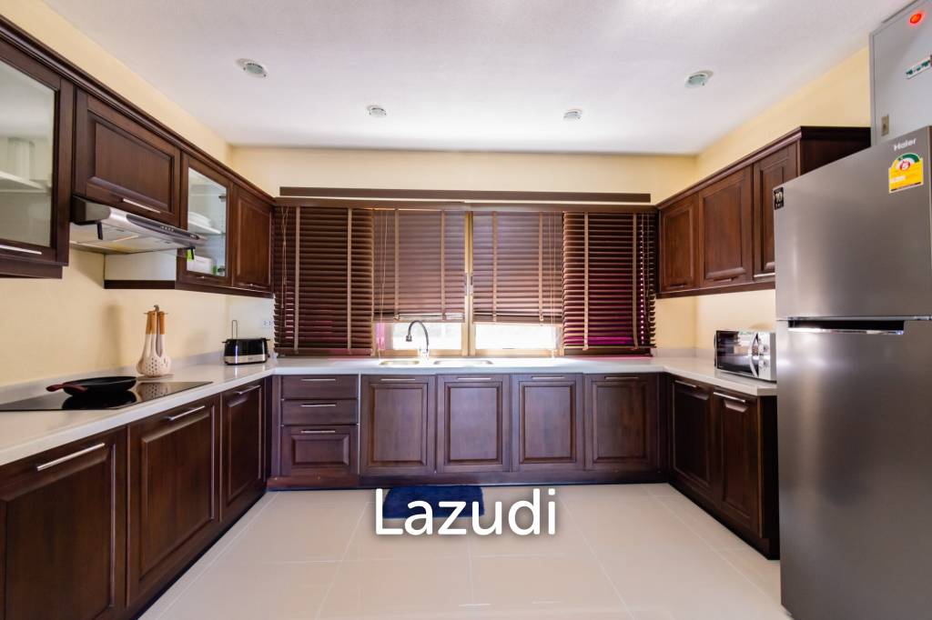 รูป PALM HILLS :  Renoted 2 Bed Condo in the Golf Course - รูปที่ 10/31