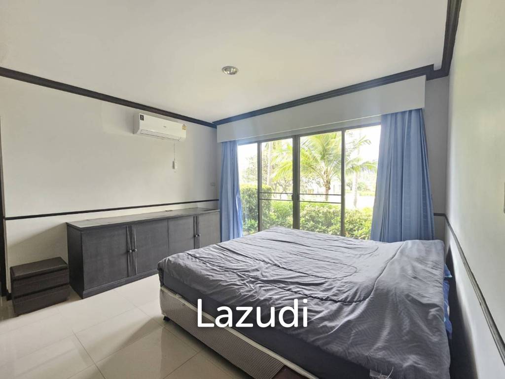 รูป PALM HILLS CONDO : 2 Bed condo ground floor on the golf course - รูปที่ 19/33