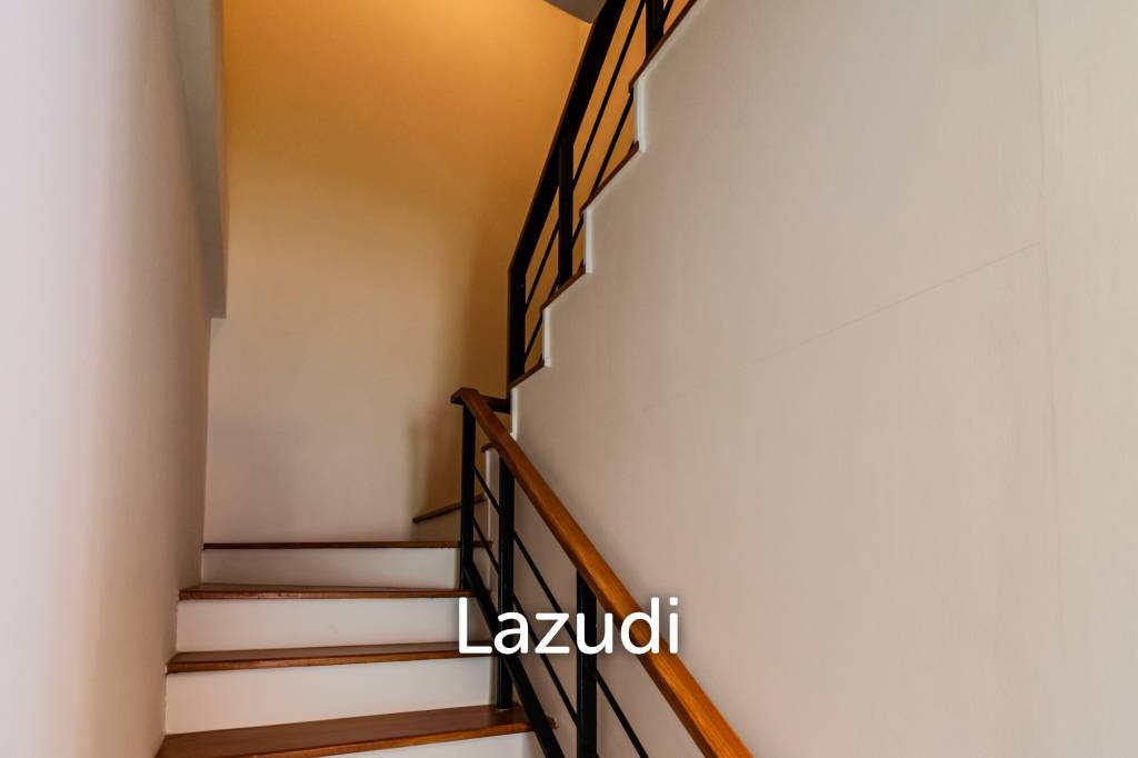 picture LA VALLE TOWN 3 : 3 bed two storey built-in kitchen - 7/24