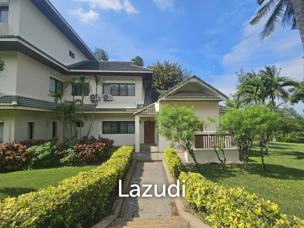 รูป PALM HILLS CONDO : 2 Bed condo ground floor on the golf course - รูปที่ 33/33