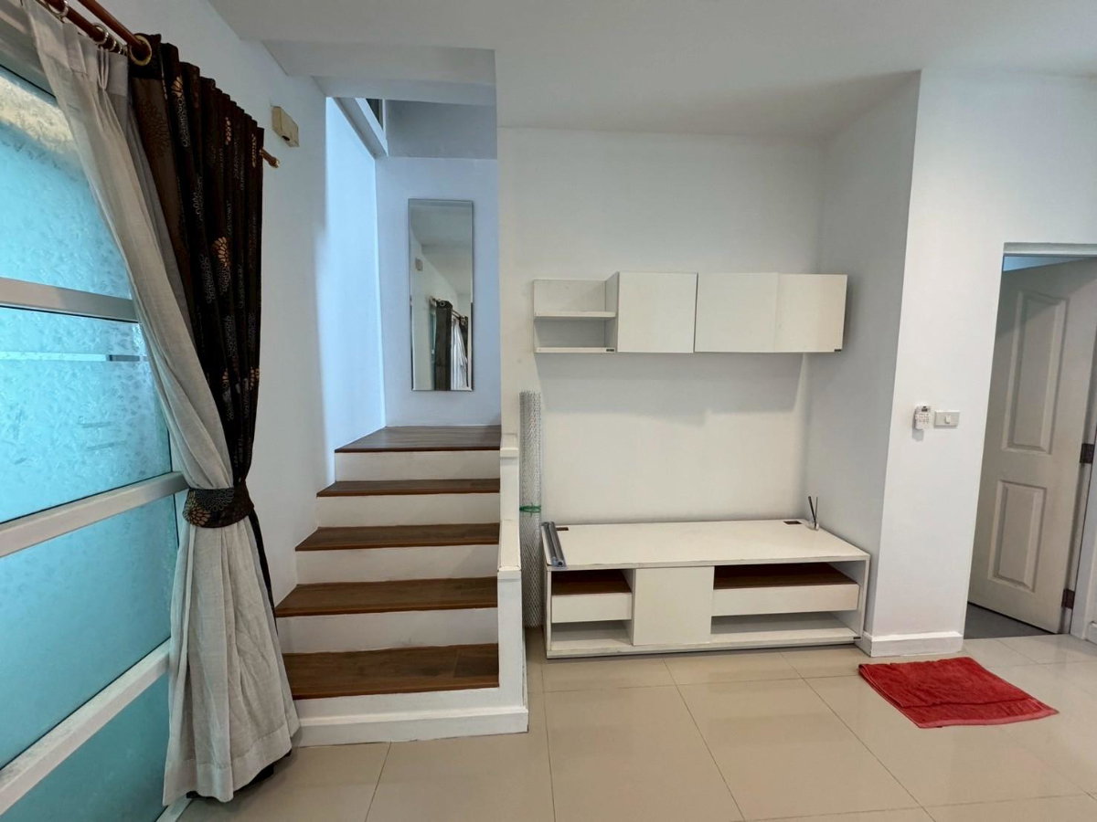 รูป ขายด่วน  ทาวน์โฮม 3 ชั้น กรีนิช รามอินทรา | พื้นที่ใช้สอย 193 ตรม.  - รูปที่ 5/29
