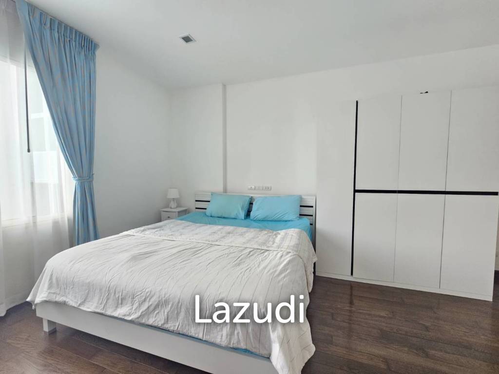 รูป THE SEACRAZE : 2 Bed condo near the beach with Pool View - รูปที่ 11/27