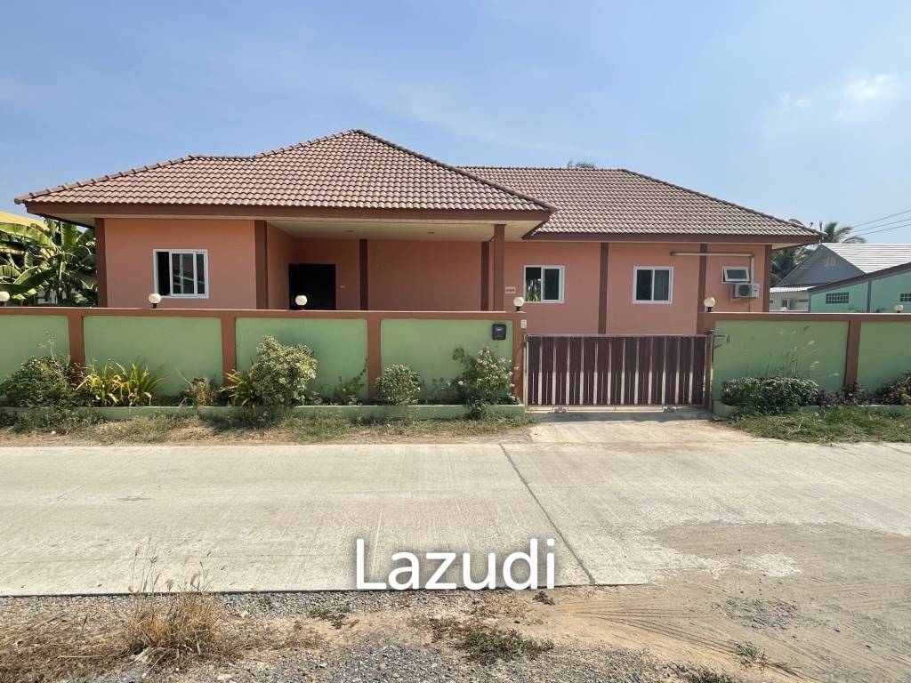 รูป Kui Buri: Solid House with 3 Bedroom and 3 Bathrooms - รูปที่ 1/17