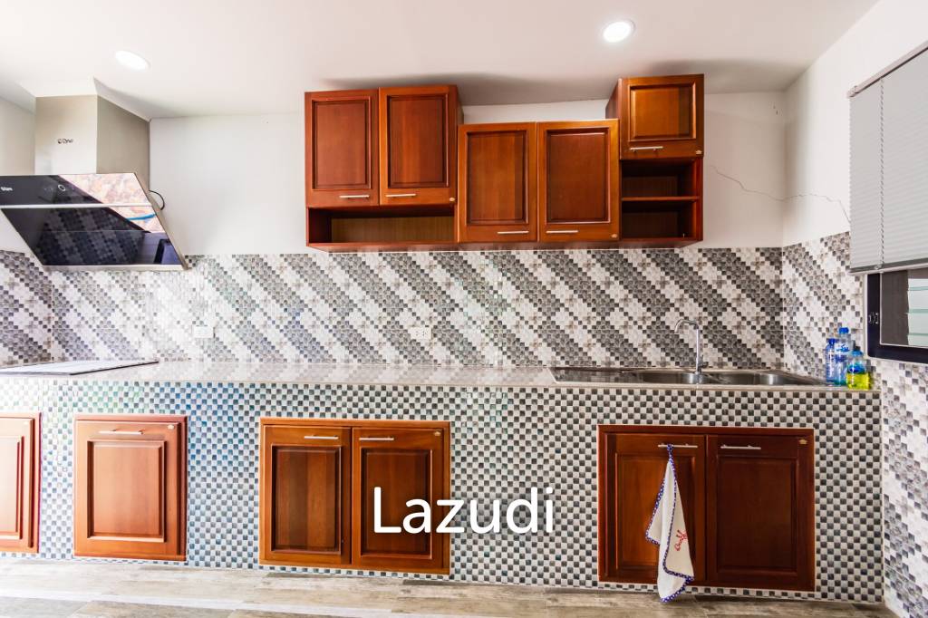 picture LA VALLE TOWN 3 : 3 bed two storey built-in kitchen - 20/24