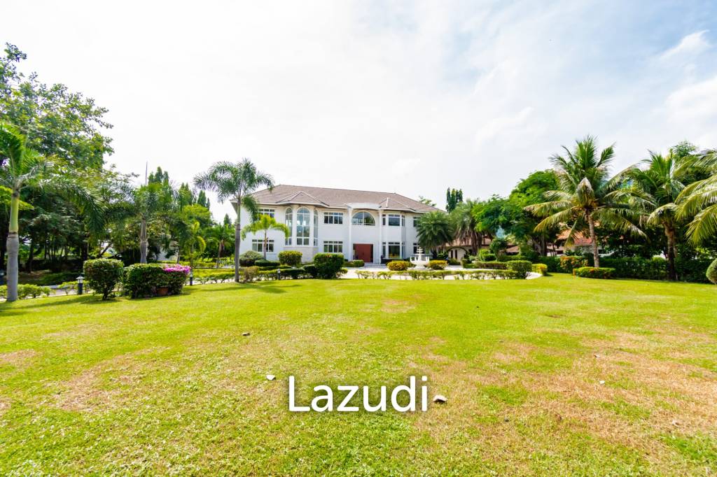 รูป PALM HILLS: วิลล่าหรู 7 ห้องนอนพร้อมสระว่ายน้ำในที่ดินขนาดใหญ่ - รูปที่ 55/64