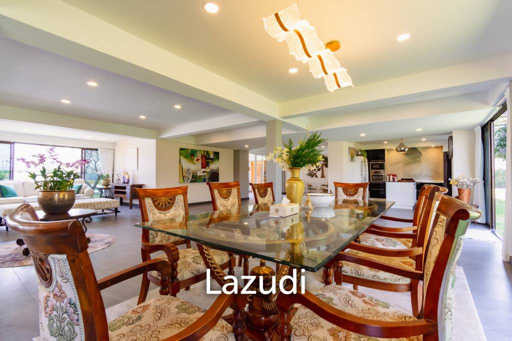 รูป IMPRESSIVE DETACHED 2 STOREY 4 BED POOL VILLA - รูปที่ 18/60