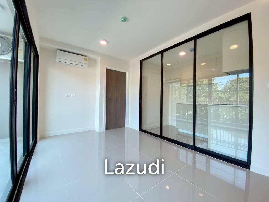 รูป Modern Condo in Hua Hin with Balcony Views - รูปที่ 2/13