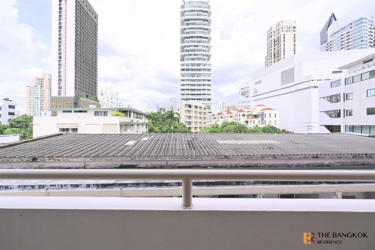 รูป M Tower Sukhumvit 35 💎 ห้องพร้อมอยู่ เฟอร์บิ้วอินพร้อมเครื่องใช้ไฟฟ้า  - รูปที่ 9/14