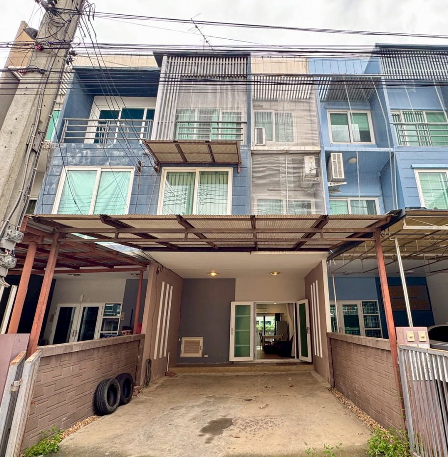 รูป ขายด่วน  ทาวน์โฮม 3 ชั้น กรีนิช รามอินทรา | พื้นที่ใช้สอย 193 ตรม.  - รูปที่ 2/29