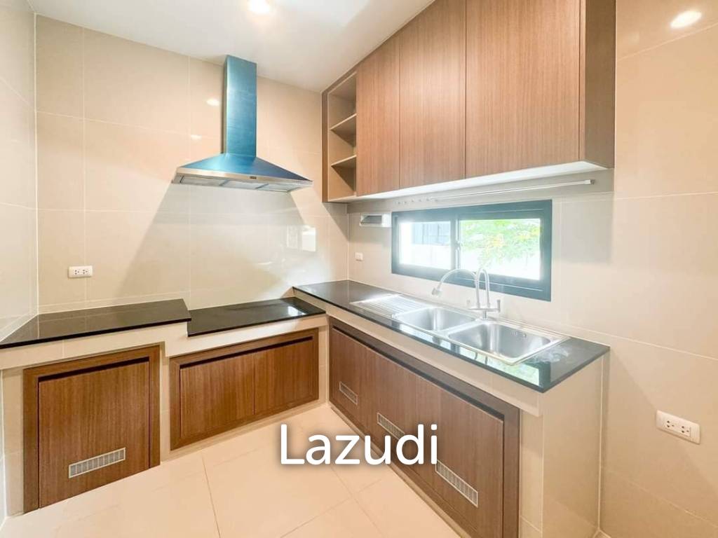 รูป 4 Bedroom 3 Bathroom 210 SQ.M Burasiri Bangna - รูปที่ 17/42
