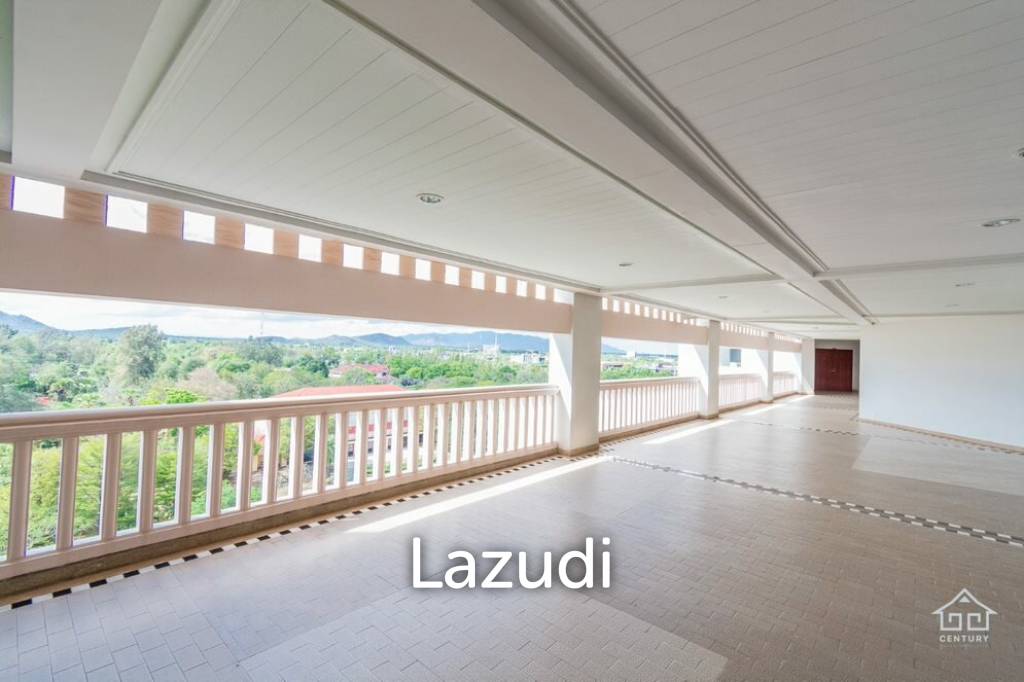 picture DUSIT THANI : 2 bed condo on 7th floor with sea view - 21/29