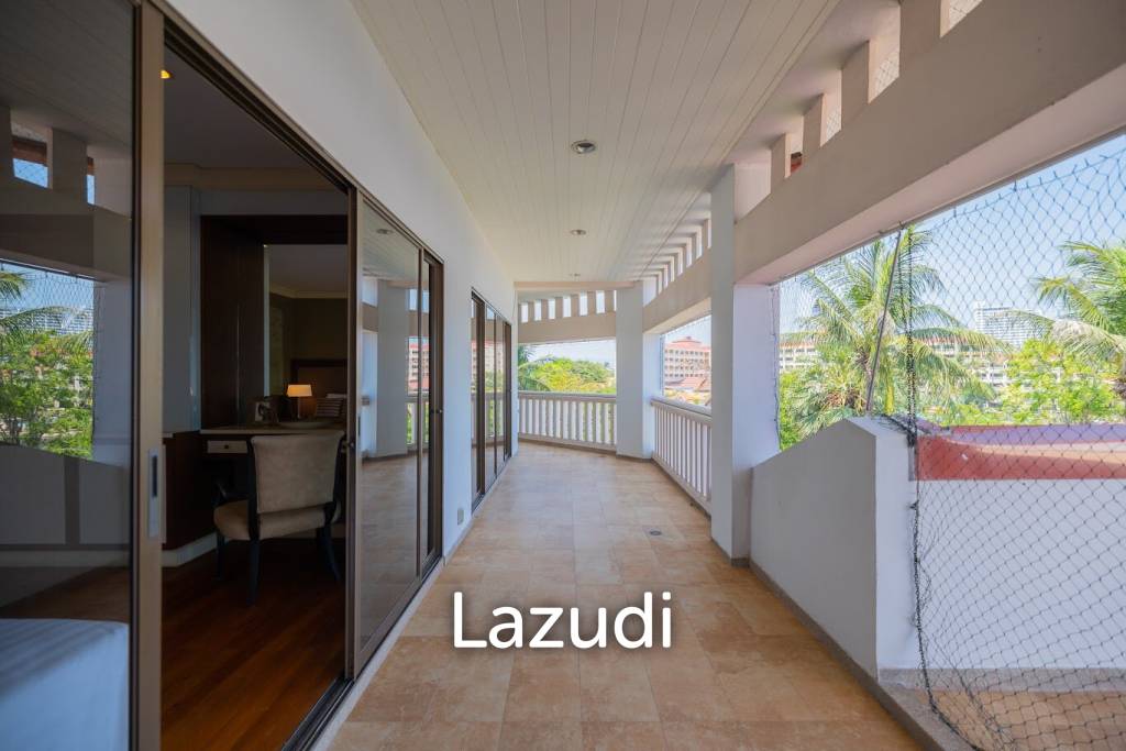 รูป DUSIT THANI : Luxurious 4  Bed Beachfront Condo - รูปที่ 42/50