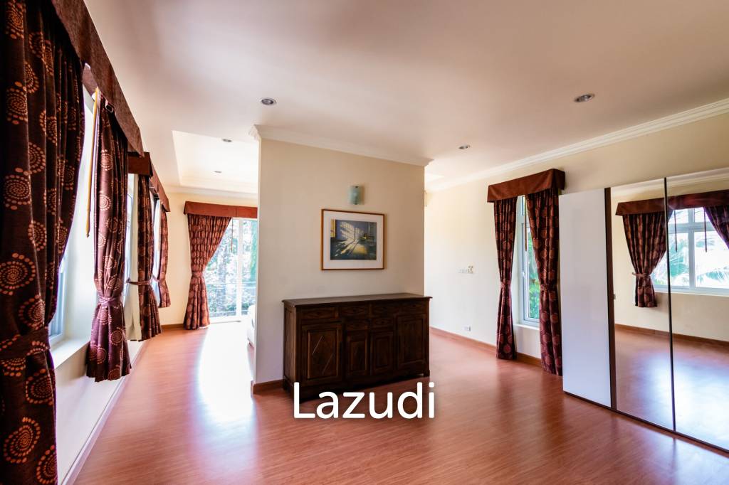 รูป PALM HILLS: วิลล่าหรู 7 ห้องนอนพร้อมสระว่ายน้ำในที่ดินขนาดใหญ่ - รูปที่ 28/64