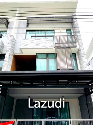 ทาวน์โฮม เซ็นทรัล พลาซ่า บางนา : 3 Bedroom 4 Bathroom 190 SQ.M Plex Bangna