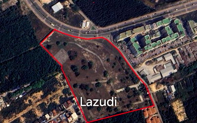 Land for sale Chonburi : 30.5 Rai Prime Development Land on Jomtien Second Road
