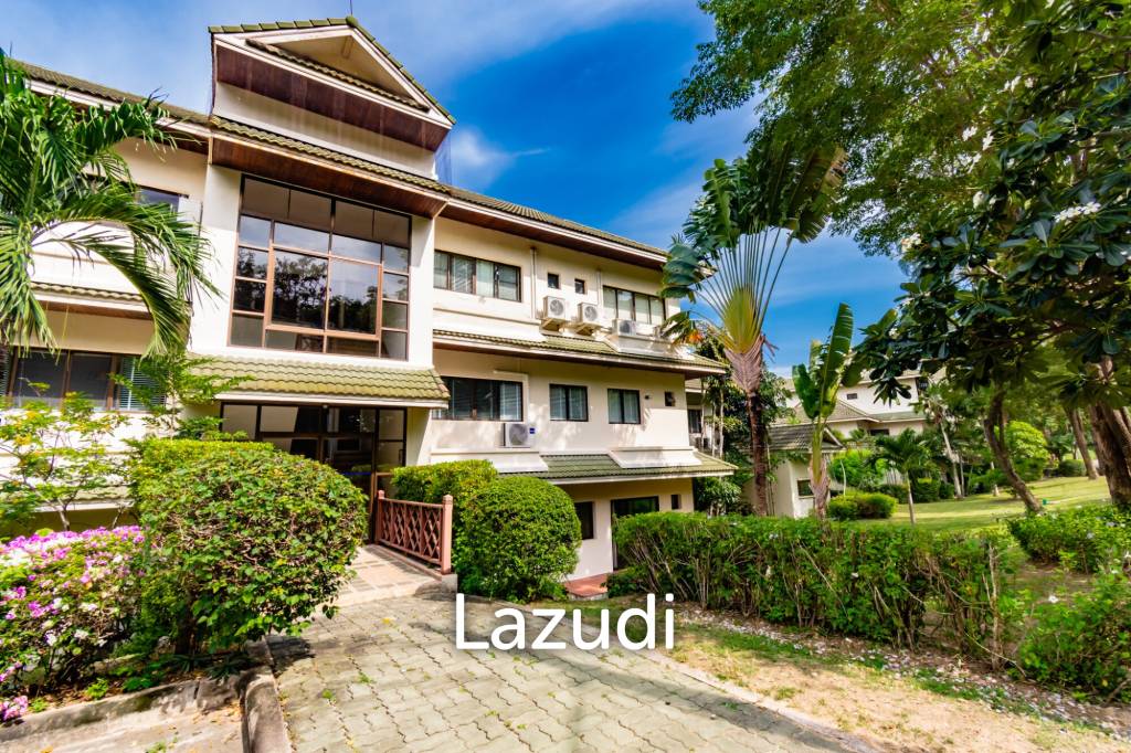 รูป PALM HILLS :  Renoted 2 Bed Condo in the Golf Course - รูปที่ 31/31