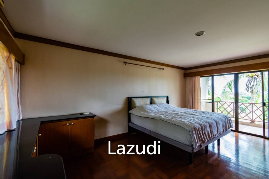 รูป PALM HILLS CONDO : 3 Bed Nice views condo in the Golf Course - รูปที่ 9/21
