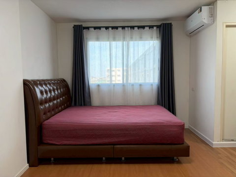 ให้เช่า Lumpini Condo Town Romklao-Suvarnabhumi ตึก B3 ชั้น 7 ใกล้ ARL ลาดกระบัง