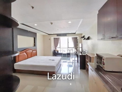 1 Bed 1 Bath 35.7 SQ.M The Trendy Condominium