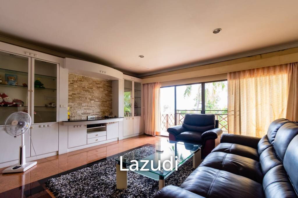 รูป PALM HILLS CONDO : 3 Bed Nice views condo in the Golf Course - รูปที่ 4/21
