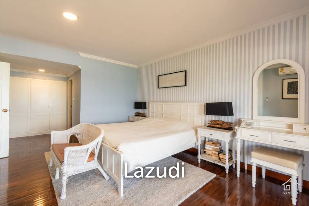 picture DUSIT THANI : 2 bed condo on 7th floor with sea view - 9/29